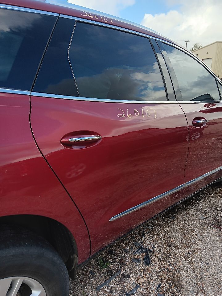 https://f005.backblazeb2.com/file/img-partshotlines-com/Inventory/EX754/Vehicle/35181_10.jpg