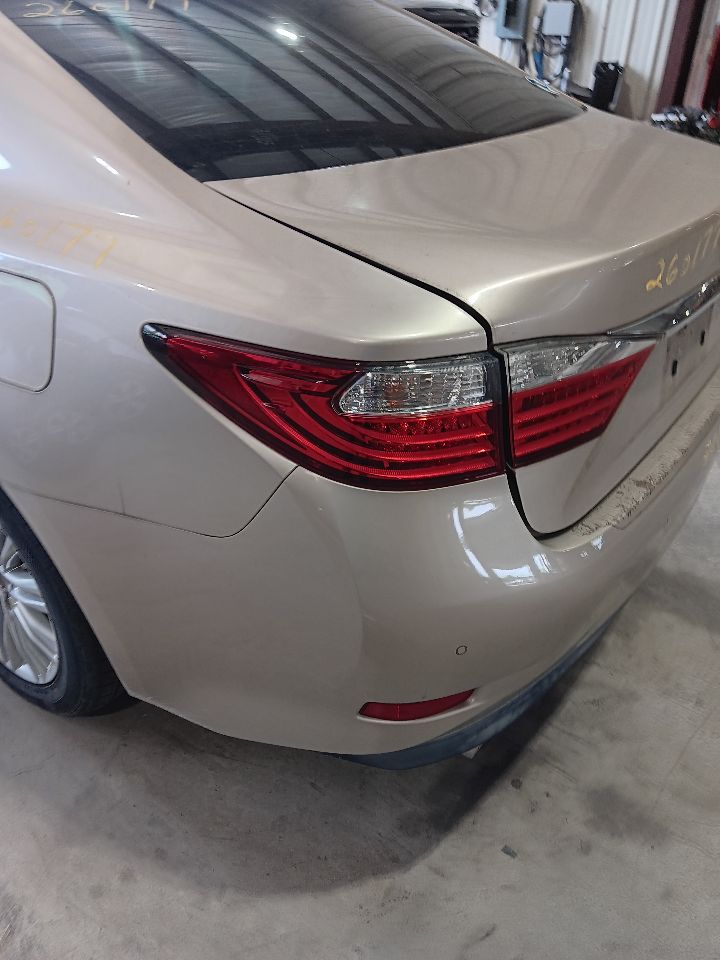 https://f005.backblazeb2.com/file/img-partshotlines-com/Inventory/EX754/Vehicle/35961_11.jpg