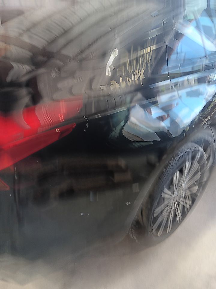 https://f005.backblazeb2.com/file/img-partshotlines-com/Inventory/EX754/Vehicle/35997_12.jpg