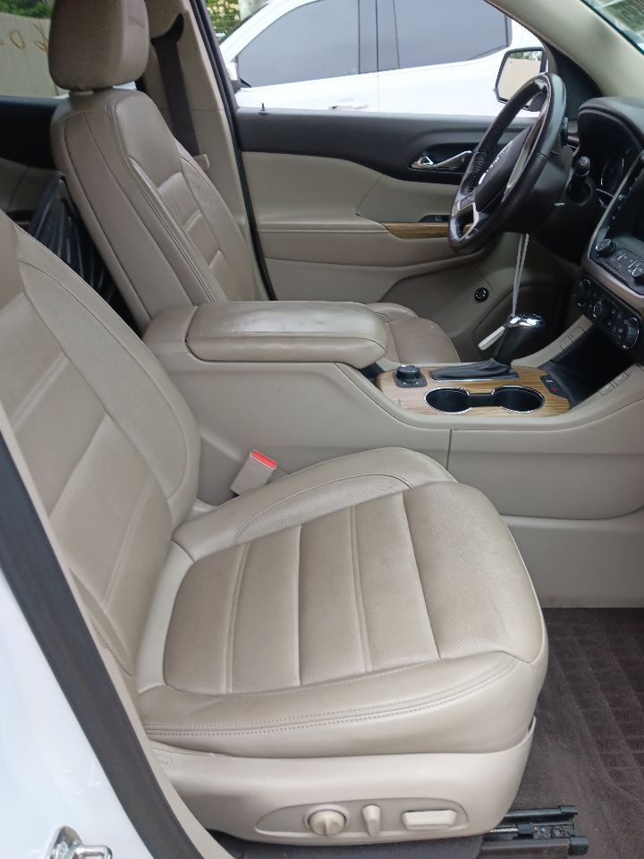 https://f005.backblazeb2.com/file/img-partshotlines-com/Inventory/EX754/Vehicle/36170_12.jpg