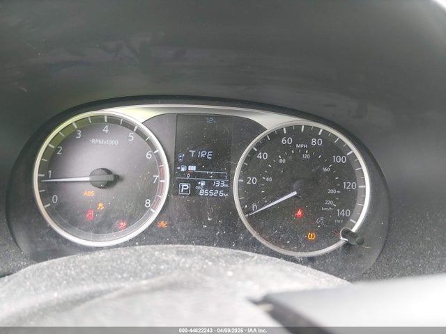 Vehicle/36295_07.jpg