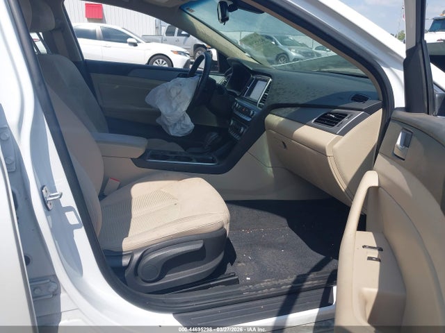 https://f005.backblazeb2.com/file/img-partshotlines-com/Inventory/EX754/Vehicle/36403_05.jpg