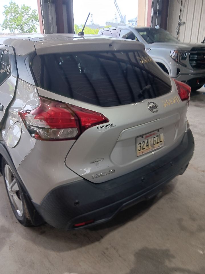 Vehicle/36520_06.jpg
