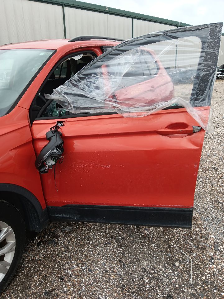 https://f005.backblazeb2.com/file/img-partshotlines-com/Inventory/EX754/Vehicle/36646_02.jpg