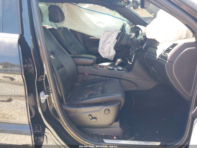 Vehicle/36666_05.jpg
