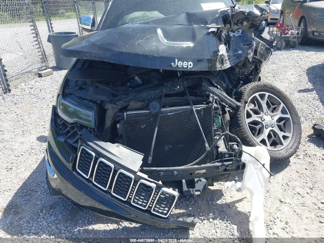 Vehicle/36666_06.jpg