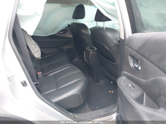 Vehicle/36761_08.jpg