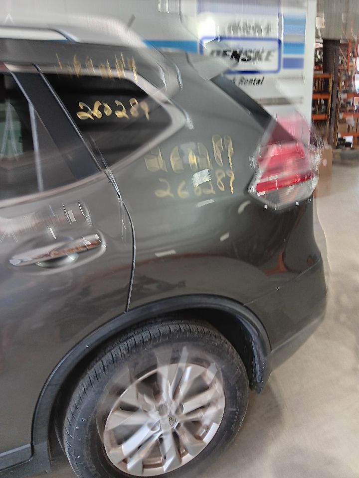 https://f005.backblazeb2.com/file/img-partshotlines-com/Inventory/EX754/Vehicle/36842_07.jpg