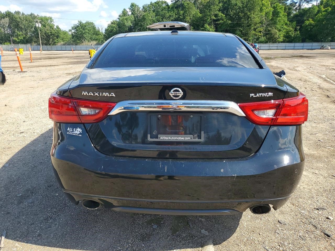 Vehicle/37132_06.jpg