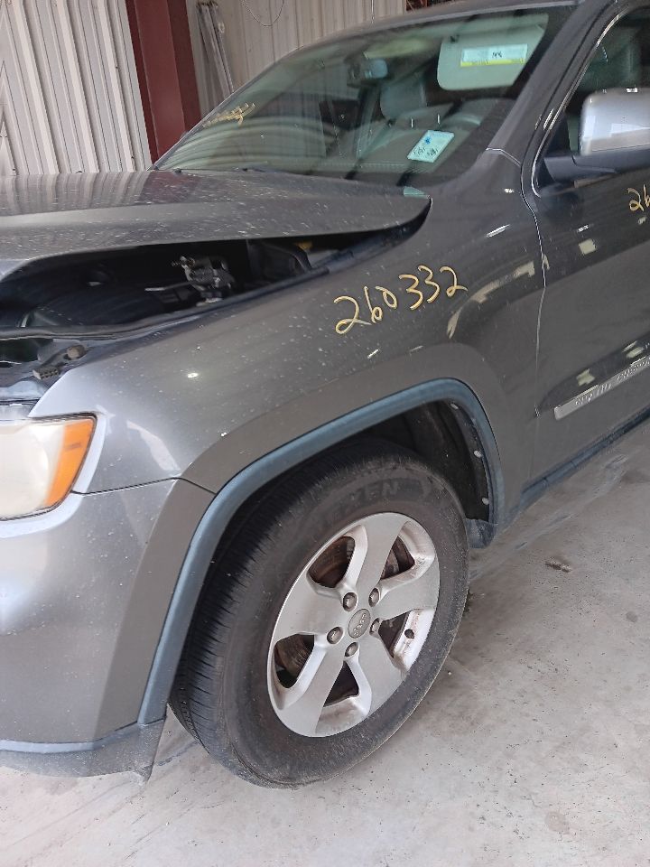 Vehicle/37158_04.jpg
