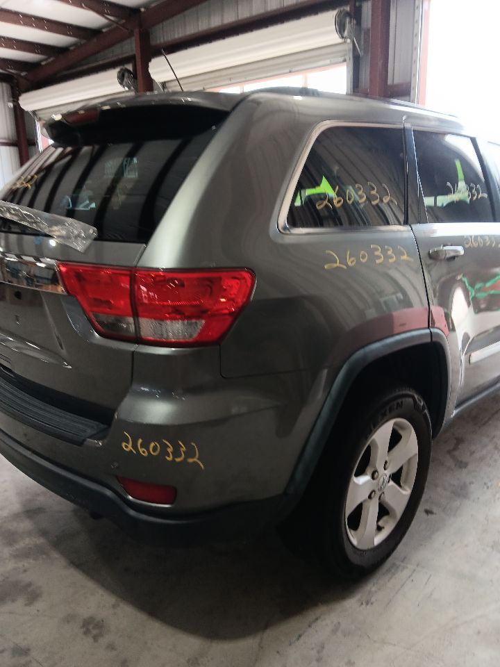 Vehicle/37158_09.jpg