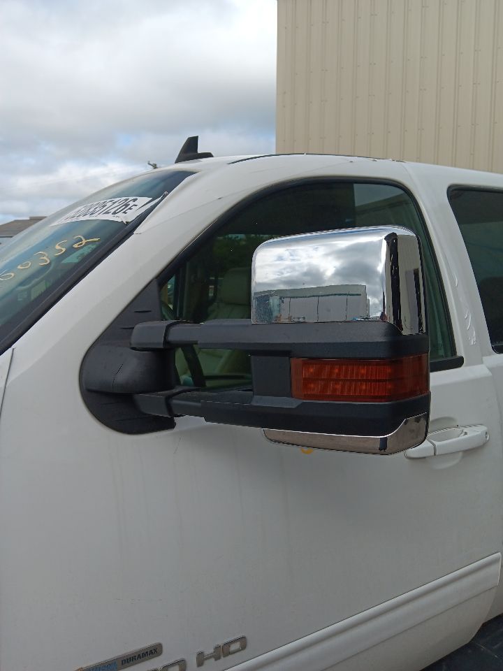 https://f005.backblazeb2.com/file/img-partshotlines-com/Inventory/EX754/Vehicle/37302_07.jpg