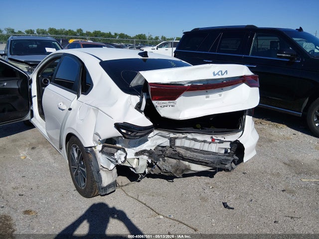 Vehicle/37304_06.jpg