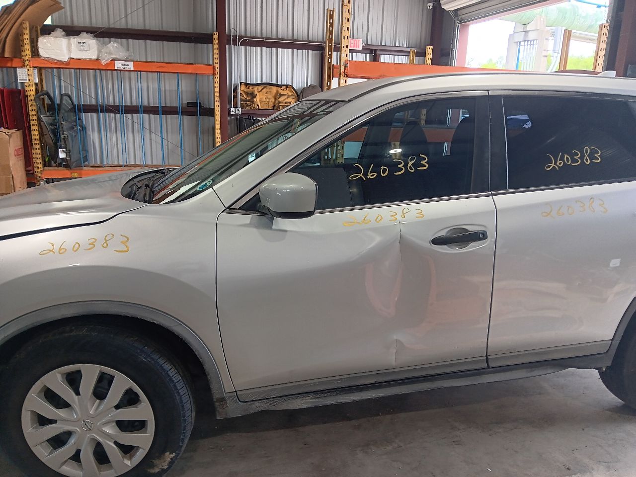 Vehicle/37533_04.jpg