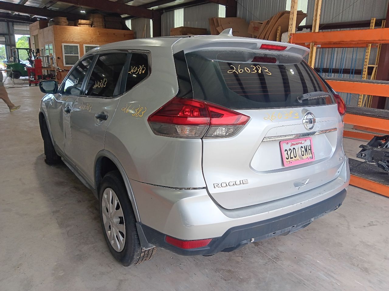 Vehicle/37533_06.jpg