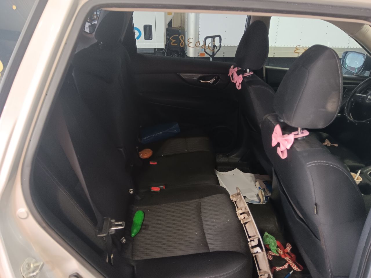 Vehicle/37533_12.jpg