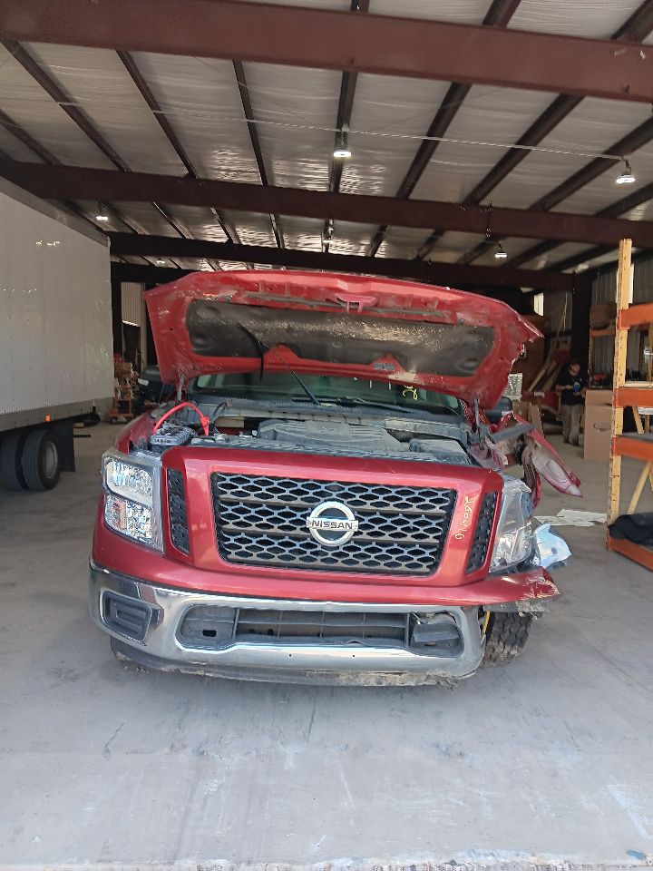 Vehicle/37644_12.jpg