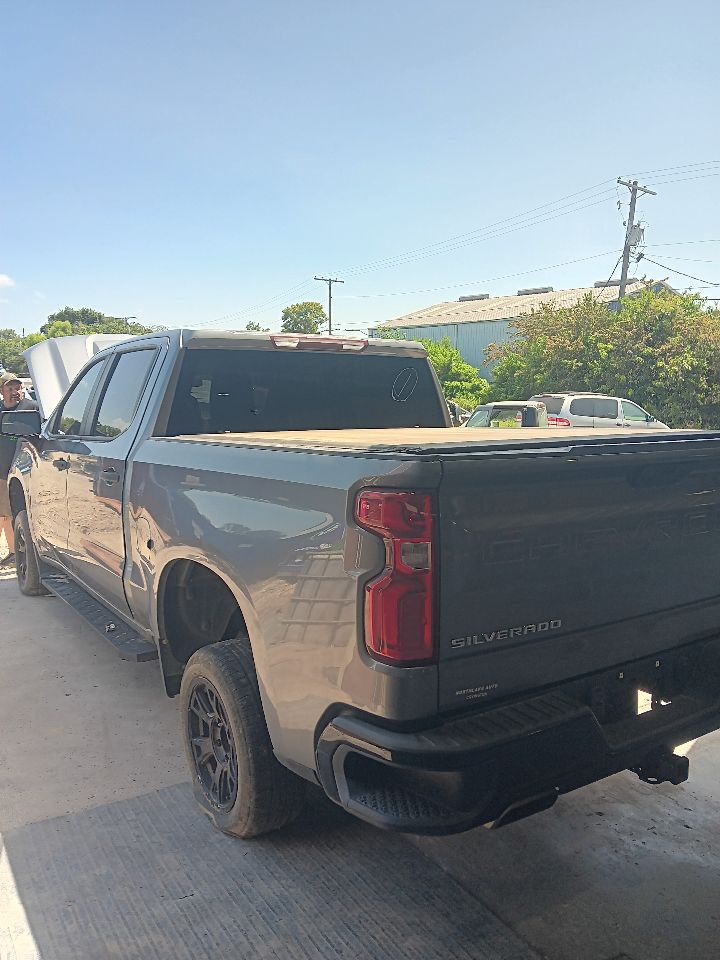 Vehicle/37659_09.jpg