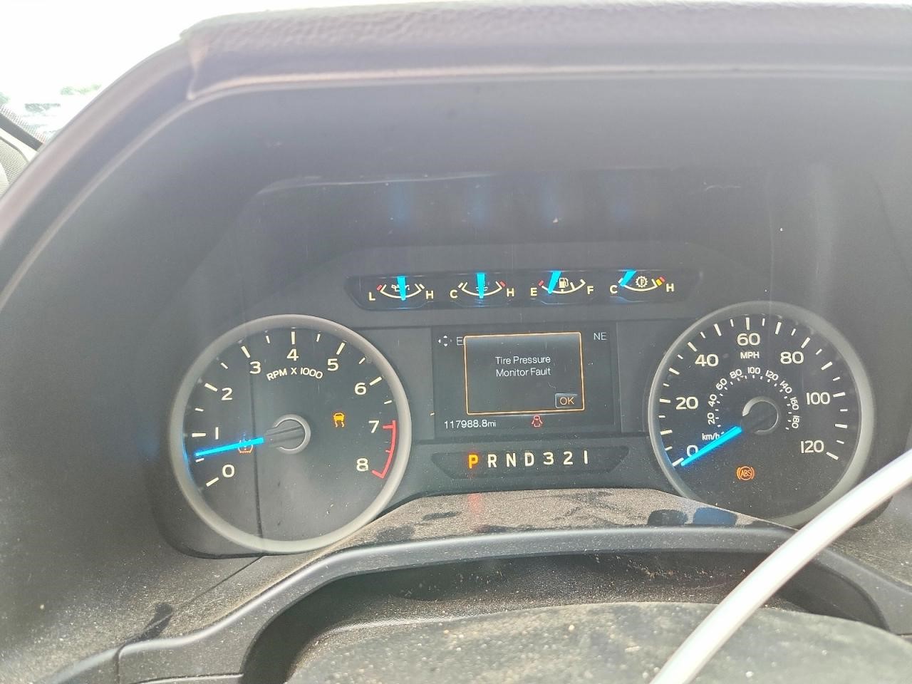 Vehicle/37681_09.jpg