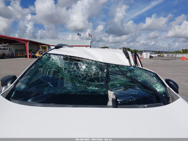 Vehicle/38369_06.jpg