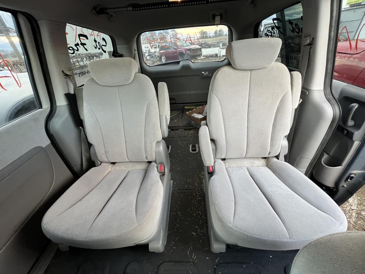 https://f005.backblazeb2.com/file/img-partshotlines-com/Inventory/EX767/Vehicle/7196_10.jpg