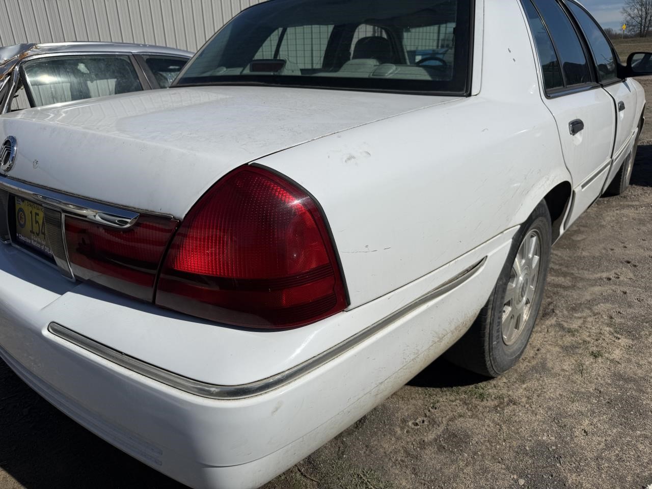 https://f005.backblazeb2.com/file/img-partshotlines-com/Inventory/EX767/Vehicle/8907_09.jpg