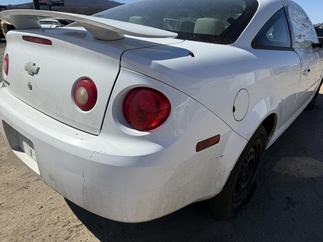 https://f005.backblazeb2.com/file/img-partshotlines-com/Inventory/EX767/Vehicle/8937_08.jpg