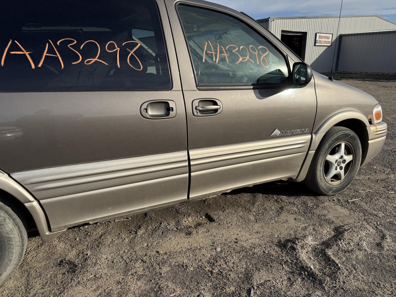 https://f005.backblazeb2.com/file/img-partshotlines-com/Inventory/EX767/Vehicle/8963_09.jpg