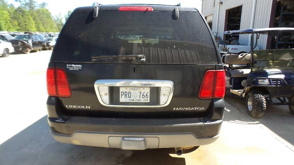 https://f005.backblazeb2.com/file/img-partshotlines-com/Inventory/EX782/Vehicle/2295_05.jpg