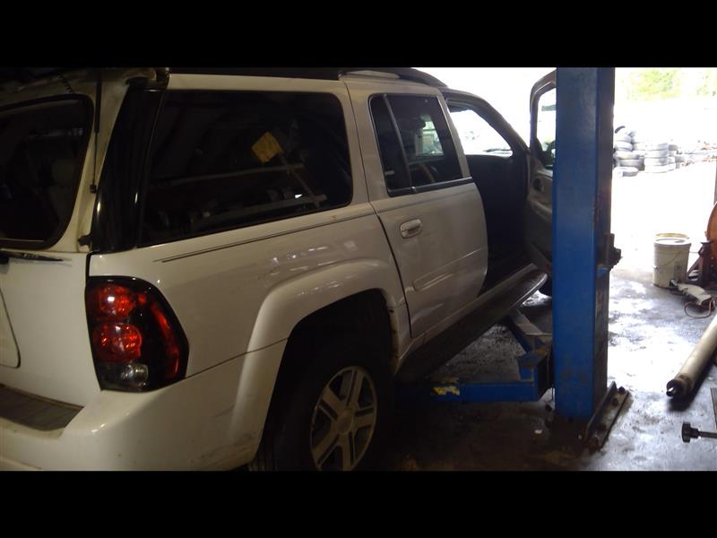 https://f005.backblazeb2.com/file/img-partshotlines-com/Inventory/EX782/Vehicle/3230_05.jpg