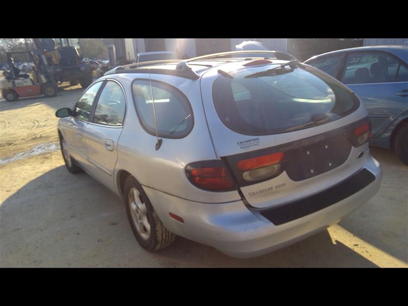 https://f005.backblazeb2.com/file/img-partshotlines-com/Inventory/EX782/Vehicle/3236_04.jpg
