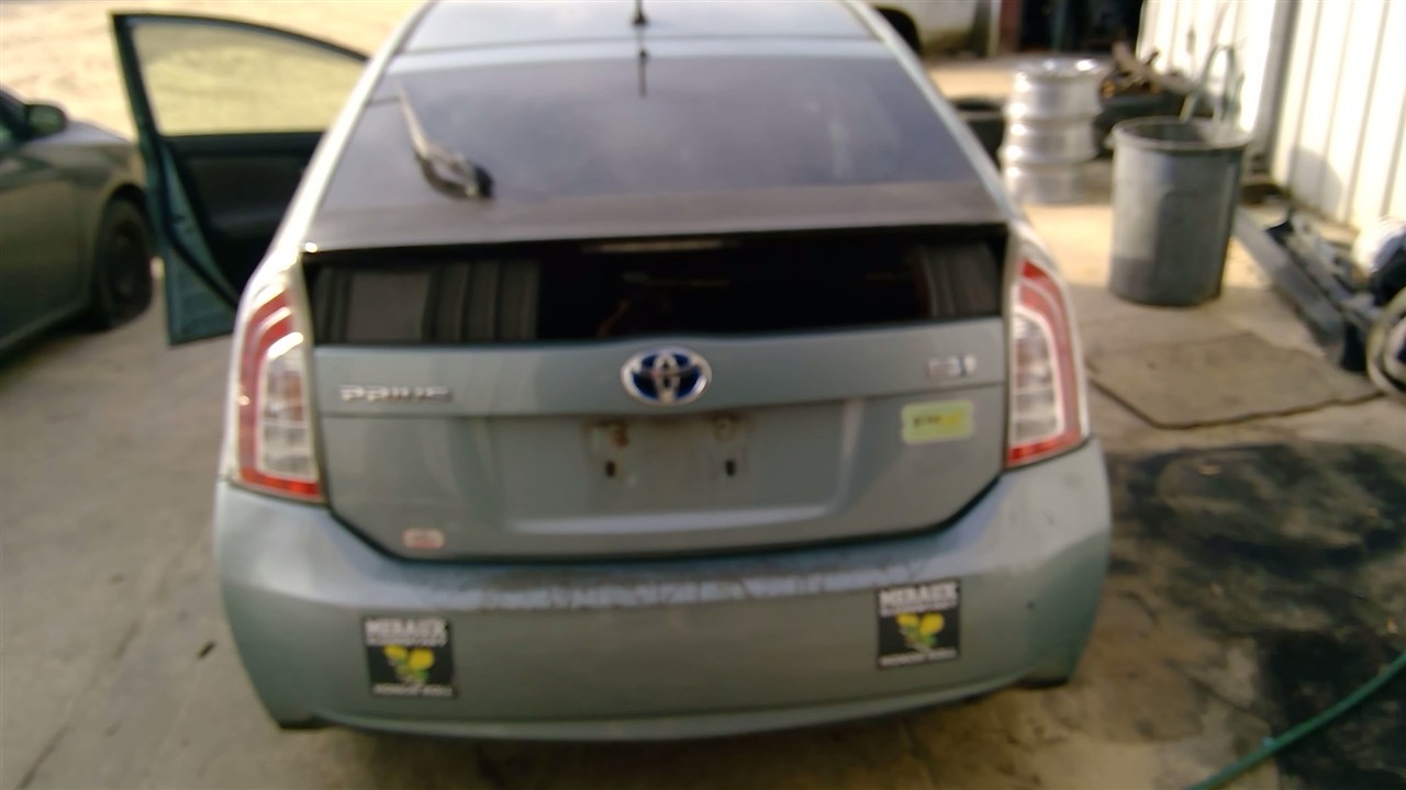 https://f005.backblazeb2.com/file/img-partshotlines-com/Inventory/EX782/Vehicle/4687_10.jpg