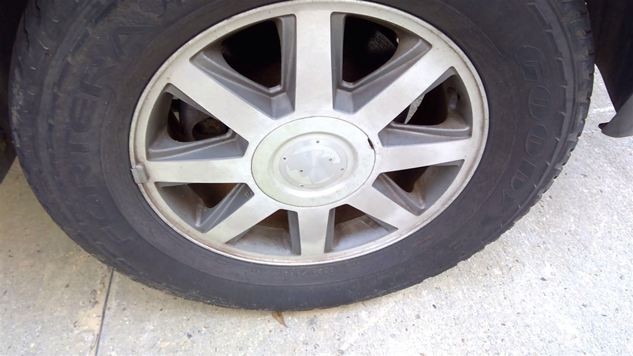https://f005.backblazeb2.com/file/img-partshotlines-com/Inventory/EX782/Vehicle/4715_07.jpg