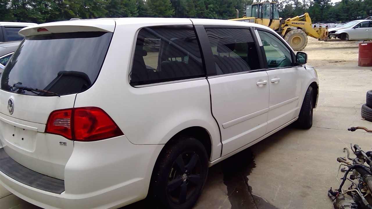 https://f005.backblazeb2.com/file/img-partshotlines-com/Inventory/EX782/Vehicle/4881_04.jpg