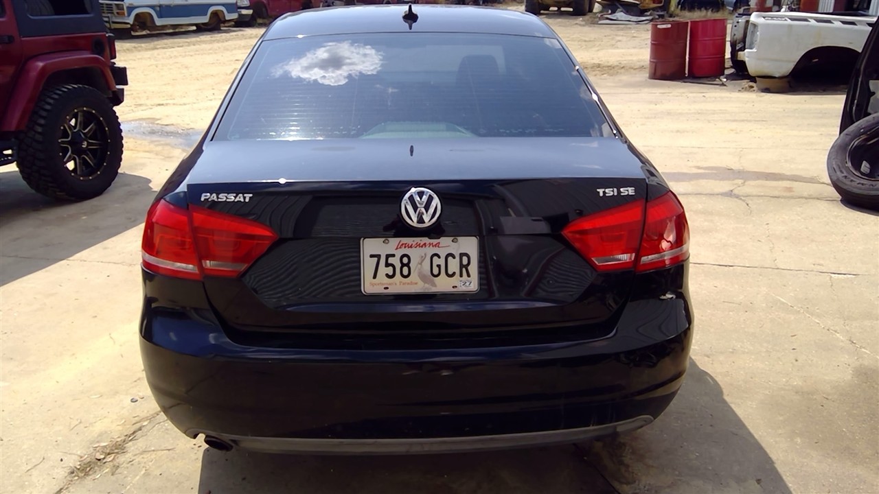 https://f005.backblazeb2.com/file/img-partshotlines-com/Inventory/EX782/Vehicle/4889_04.jpg