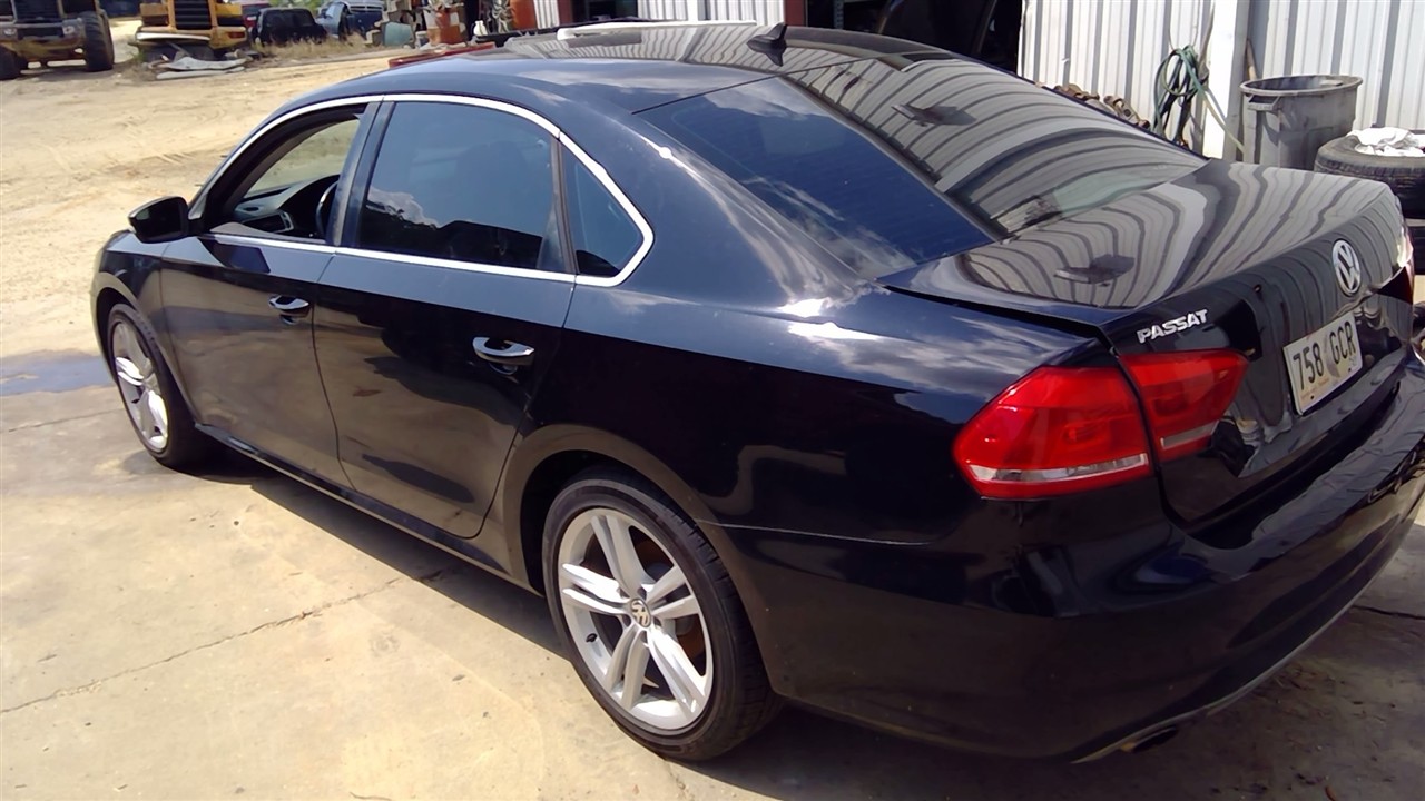 https://f005.backblazeb2.com/file/img-partshotlines-com/Inventory/EX782/Vehicle/4889_05.jpg