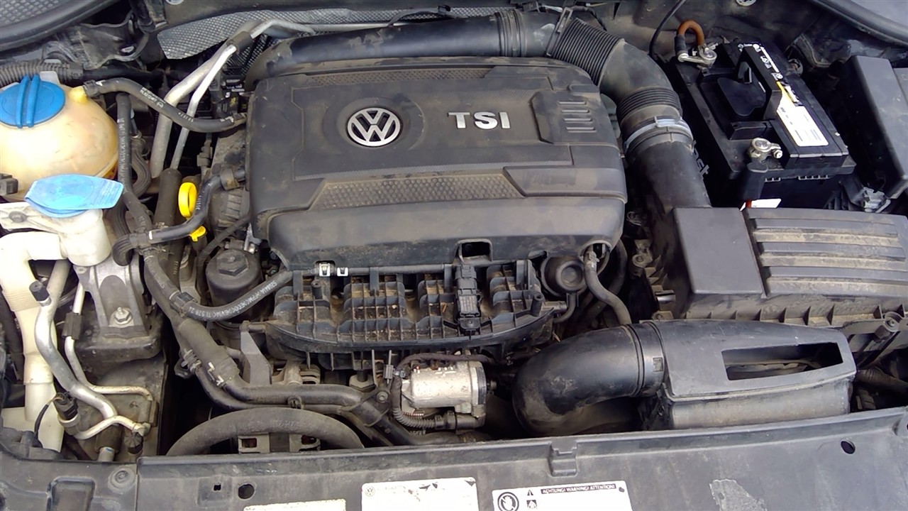 https://f005.backblazeb2.com/file/img-partshotlines-com/Inventory/EX782/Vehicle/4889_12.jpg