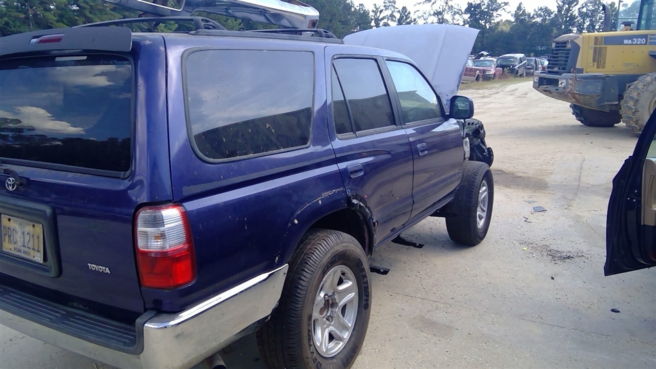 https://f005.backblazeb2.com/file/img-partshotlines-com/Inventory/EX782/Vehicle/4894_06.jpg