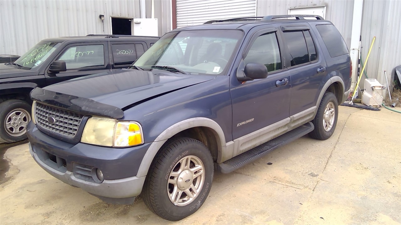 https://f005.backblazeb2.com/file/img-partshotlines-com/Inventory/EX782/Vehicle/4899_02.jpg