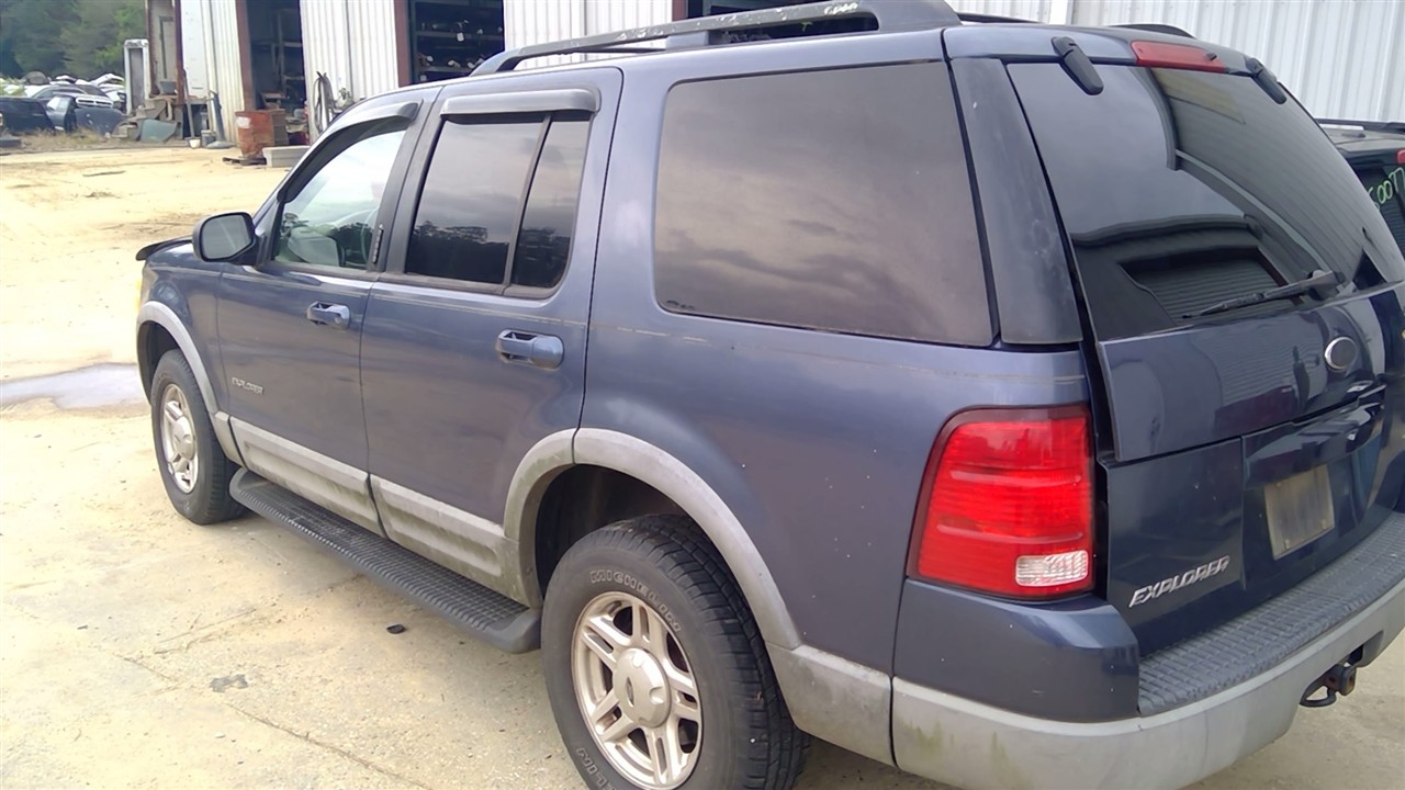 https://f005.backblazeb2.com/file/img-partshotlines-com/Inventory/EX782/Vehicle/4899_03.jpg