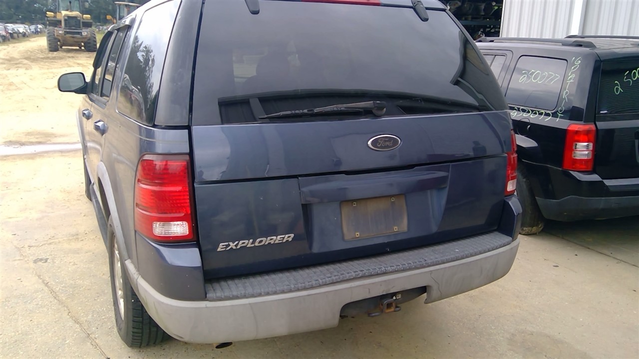 https://f005.backblazeb2.com/file/img-partshotlines-com/Inventory/EX782/Vehicle/4899_04.jpg