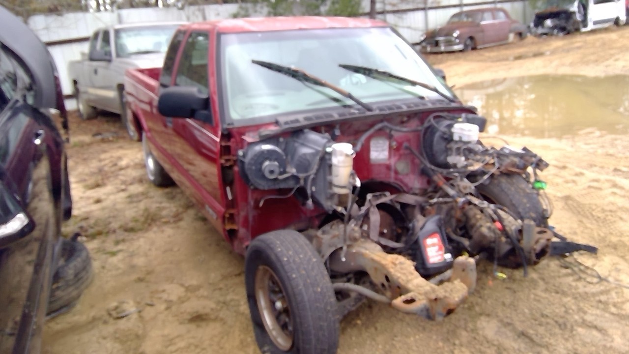 https://f005.backblazeb2.com/file/img-partshotlines-com/Inventory/EX782/Vehicle/4926_01.jpg