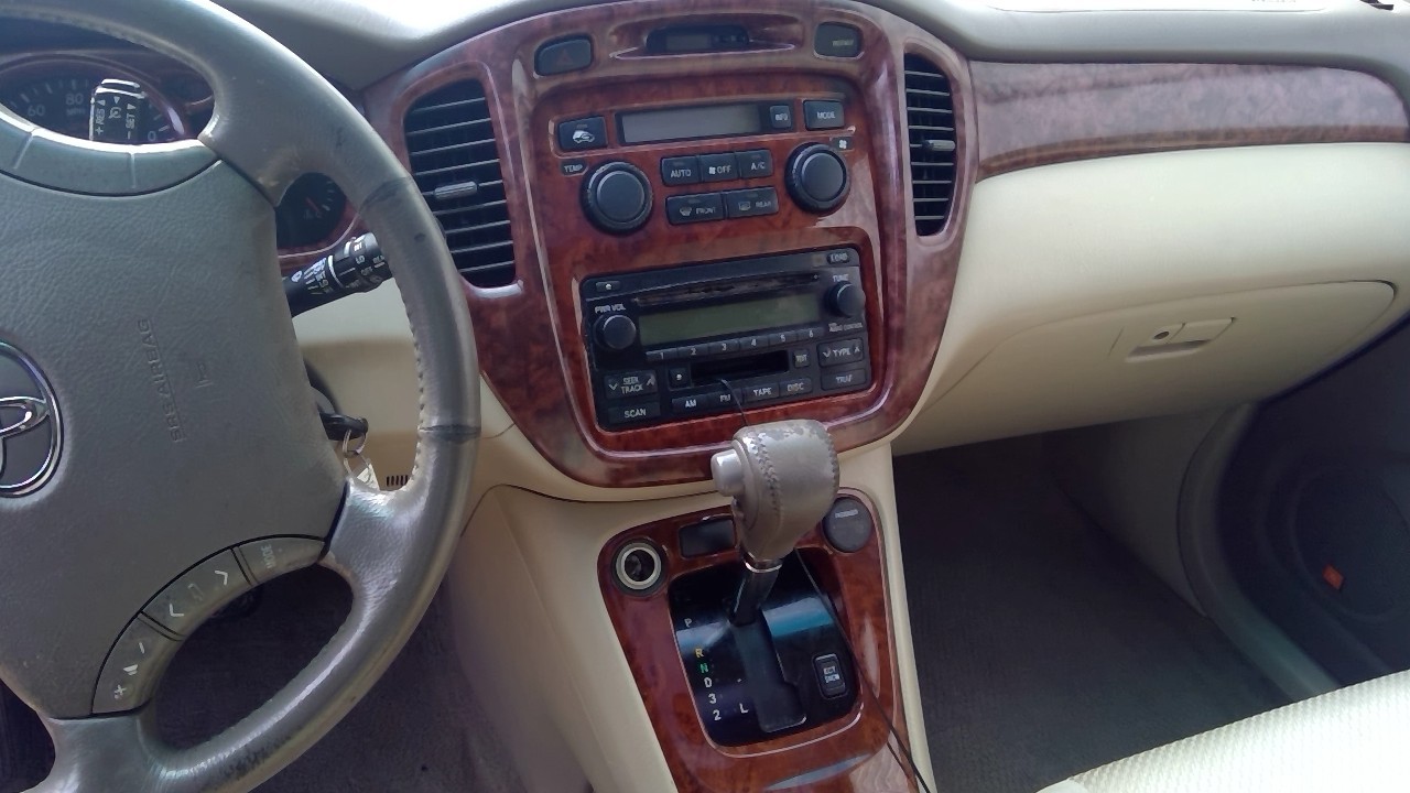 https://f005.backblazeb2.com/file/img-partshotlines-com/Inventory/EX782/Vehicle/4928_10.jpg