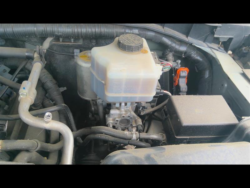 https://f005.backblazeb2.com/file/img-partshotlines-com/Inventory/EX796/Vehicle/8156_09.jpg