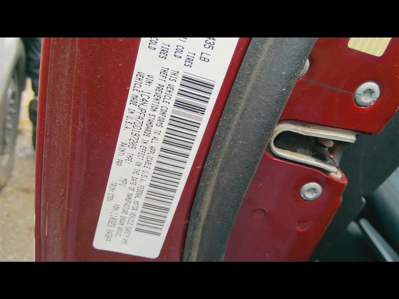 https://f005.backblazeb2.com/file/img-partshotlines-com/Inventory/EX796/Vehicle/8293_02.jpg