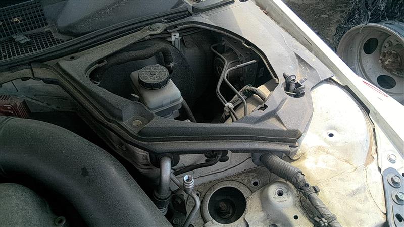 https://f005.backblazeb2.com/file/img-partshotlines-com/Inventory/EX796/Vehicle/8392_06.jpg
