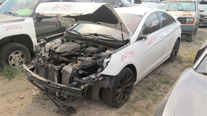 https://f005.backblazeb2.com/file/img-partshotlines-com/Inventory/EX796/Vehicle/8732_04.jpg