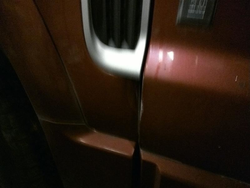 https://f005.backblazeb2.com/file/img-partshotlines-com/Inventory/EX831/Vehicle/10852_07.jpg