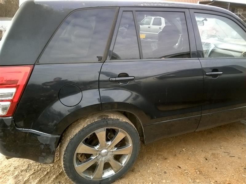 https://f005.backblazeb2.com/file/img-partshotlines-com/Inventory/EX831/Vehicle/10935_06.jpg