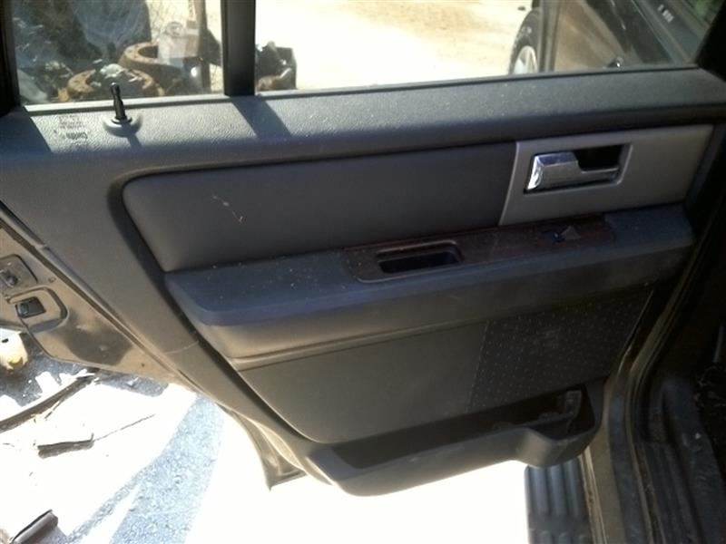 https://f005.backblazeb2.com/file/img-partshotlines-com/Inventory/EX831/Vehicle/11998_12.jpg